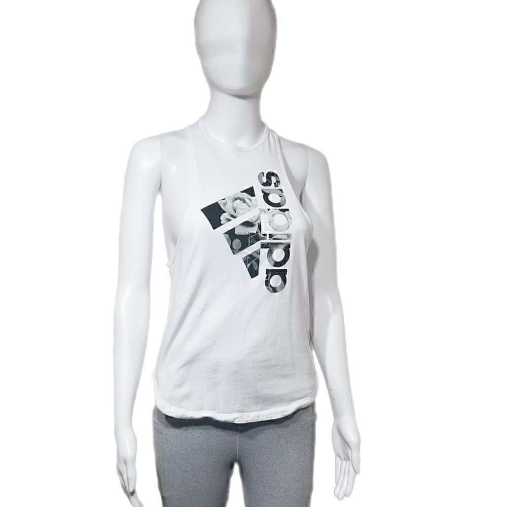 AdidasโโFloralโ
Graphicย Muscleโ
Tank